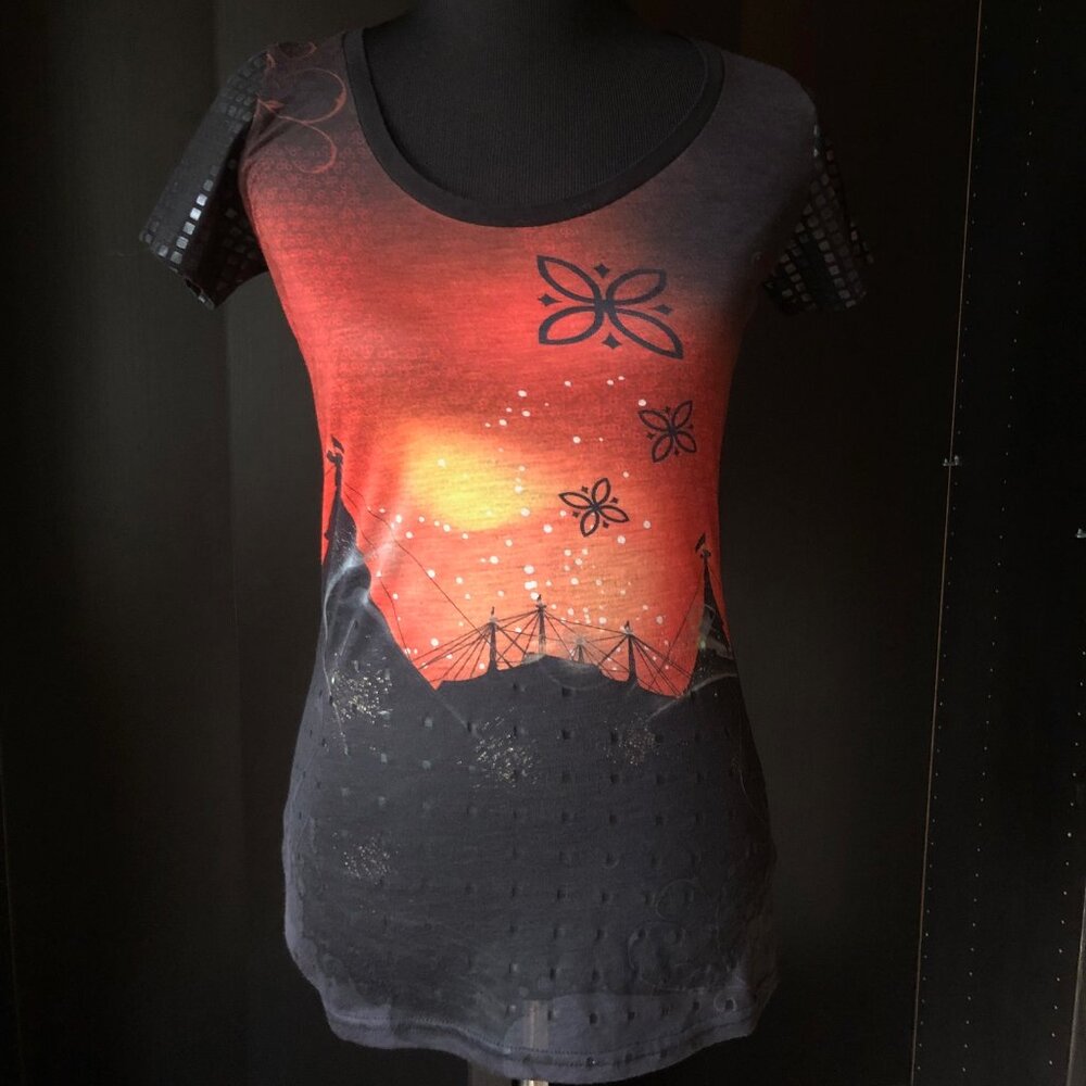 Cirque Du Soleil Women’s Black Short Sleeve Tee Shirt